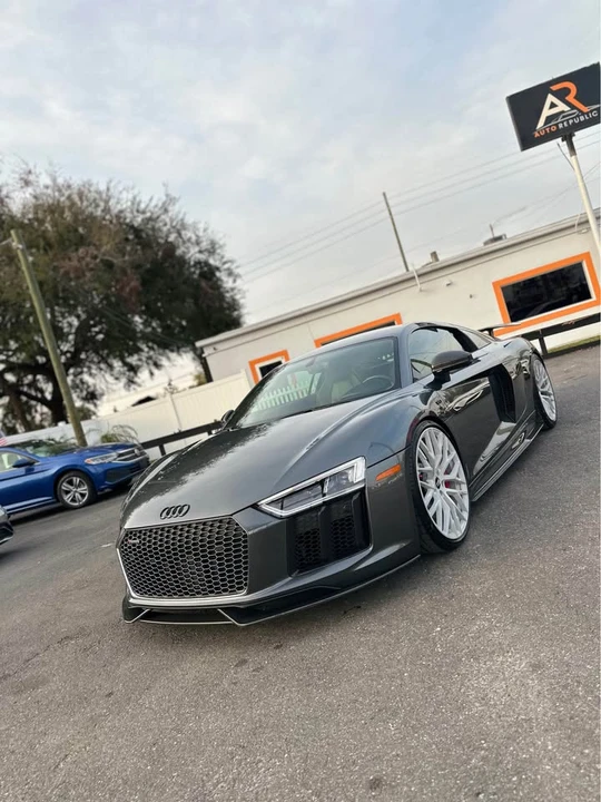 2018 Audi 4S R8 - Image 2 of 17