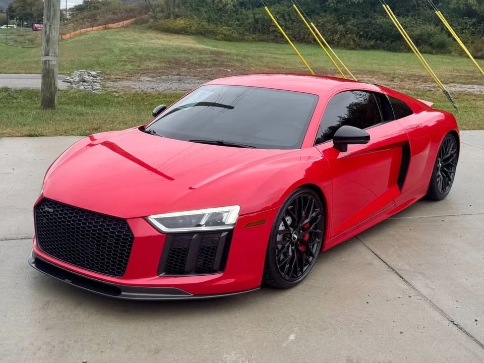 2018 Audi 4S R8 - Image 2 of 20
