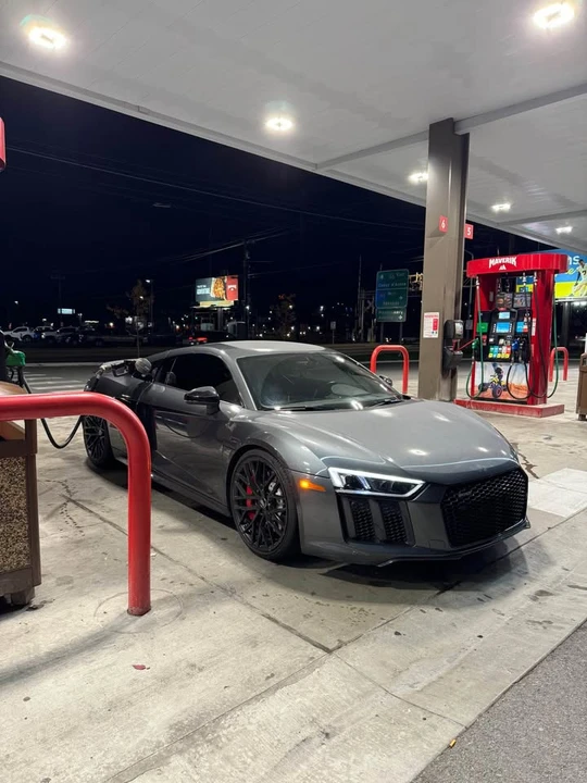2018 Audi 4S R8 - Image 8 of 9