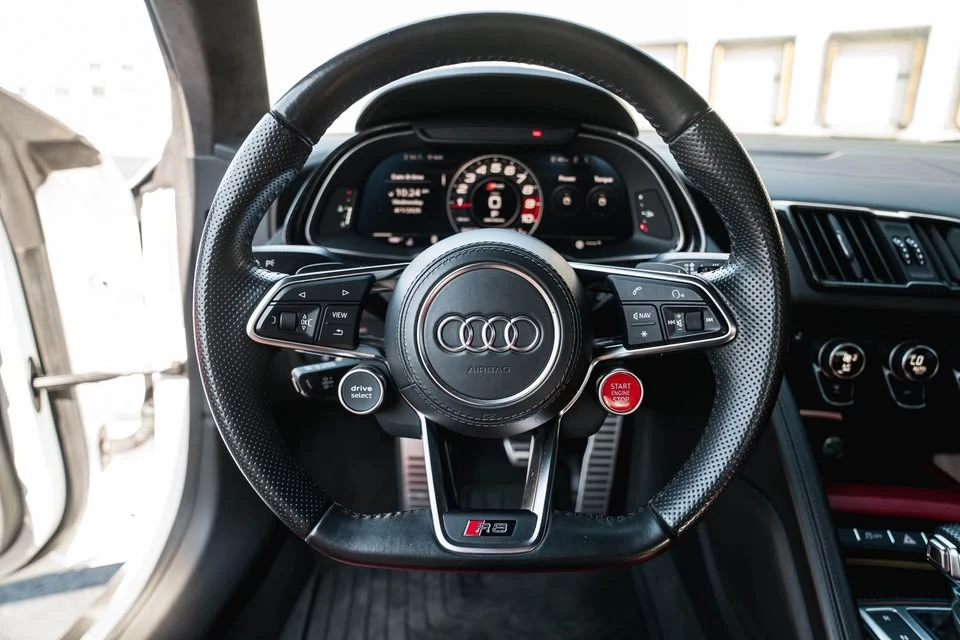2018 Audi 4S R8 - Image 10 of 18