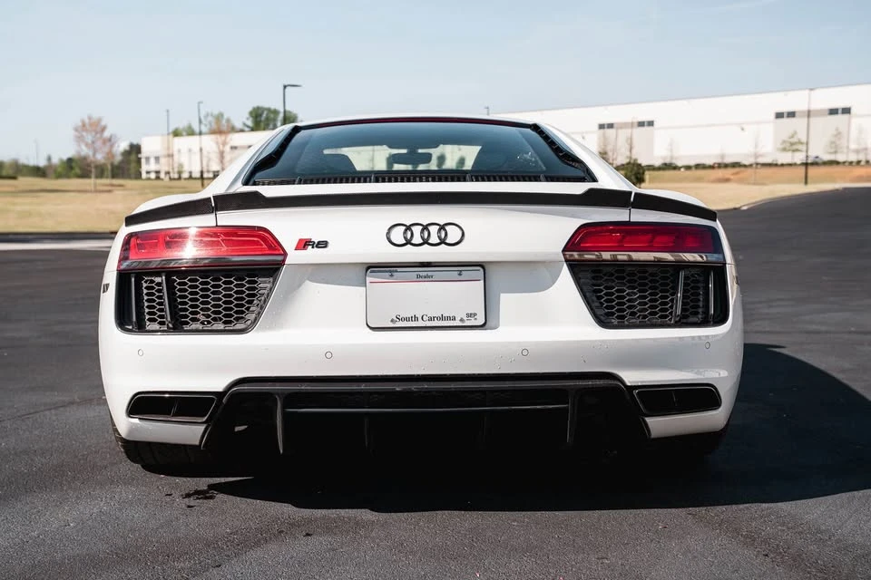 2018 Audi 4S R8 - Image 2 of 18