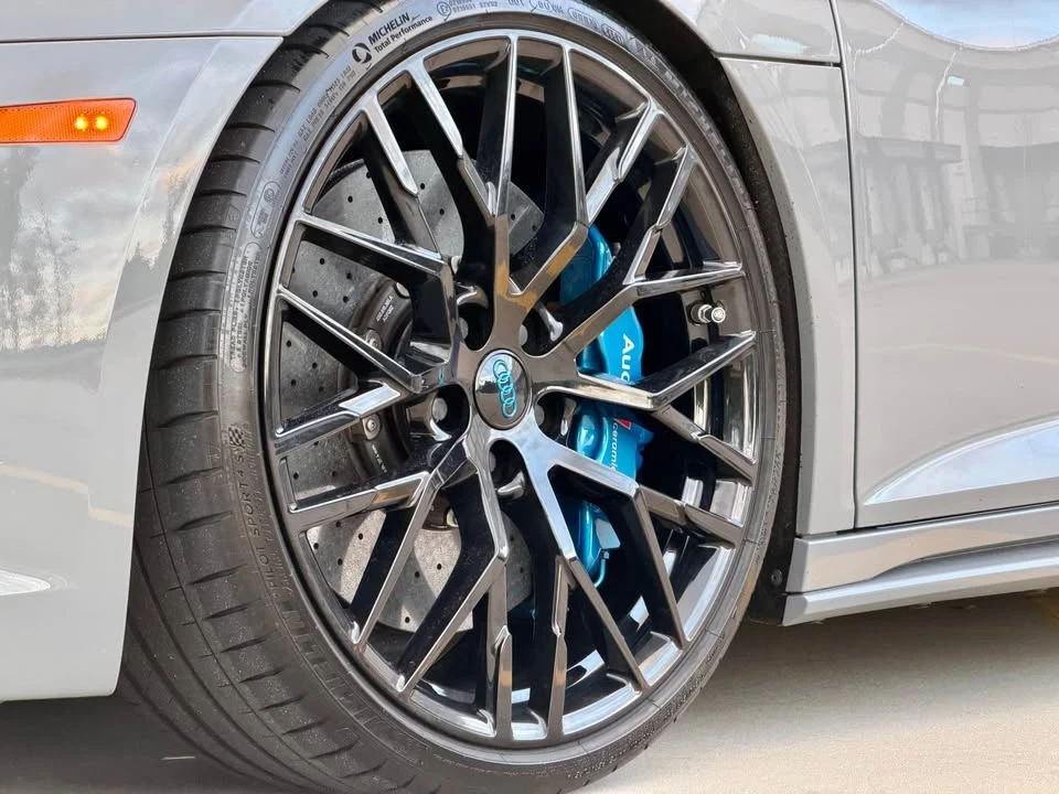 2018 Audi 4S R8 - Image 3 of 20