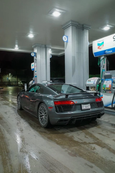 2018 Audi 4S R8 - Image 3 of 7