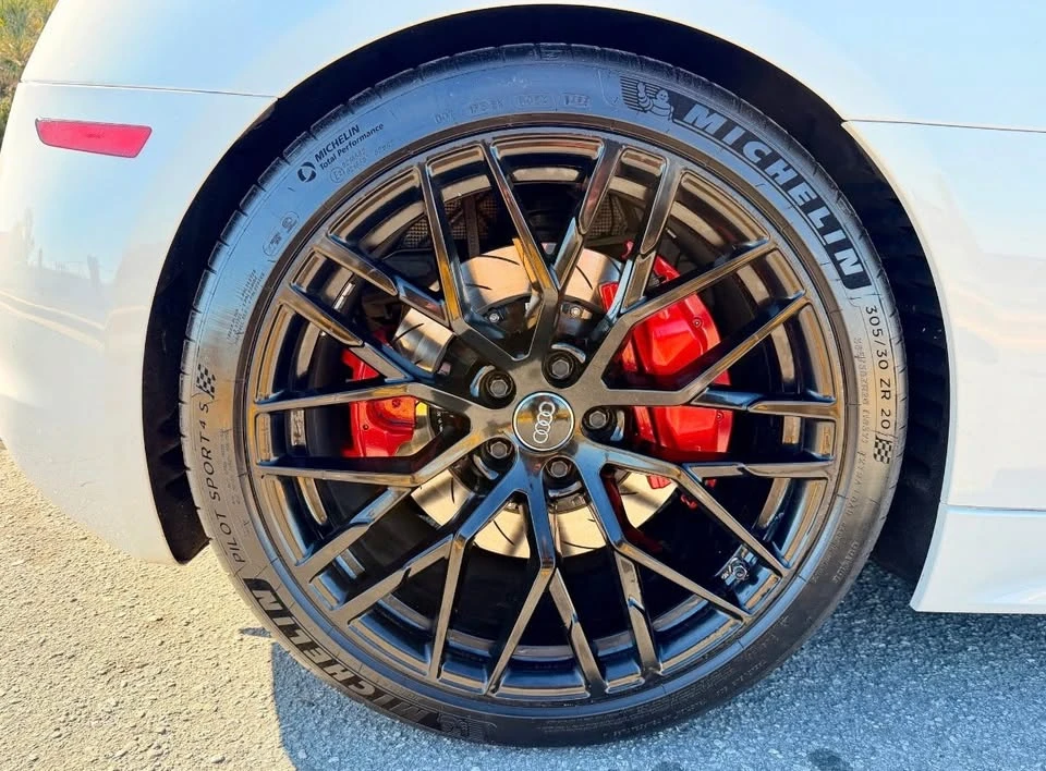 2018 Audi 4S R8 - Image 12 of 17