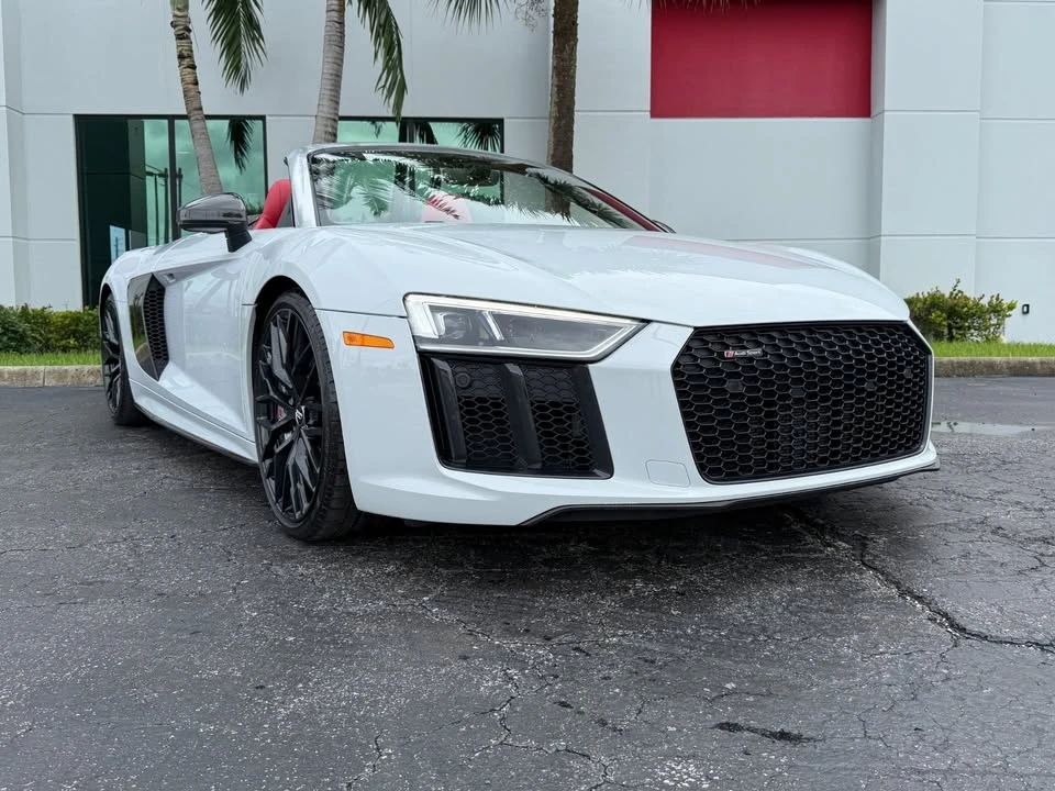 2018 Audi 4S R8 - Image 4 of 16
