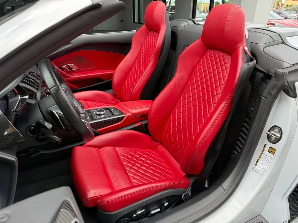 2018 Audi 4S R8 - Image 14 of 16