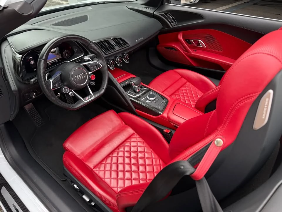 2018 Audi 4S R8 - Image 2 of 16
