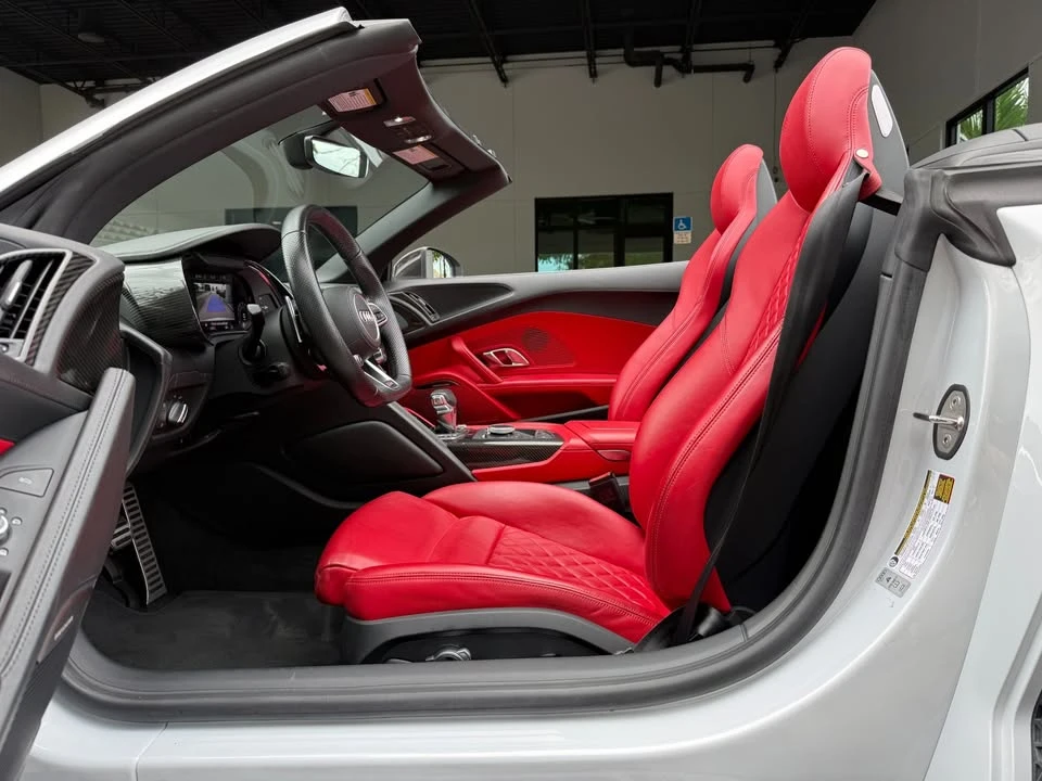 2018 Audi 4S R8 - Image 13 of 16