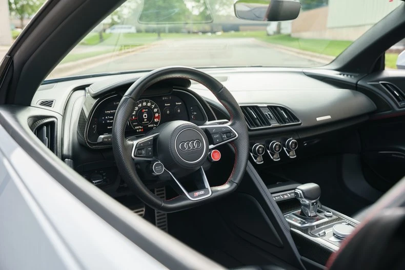 2018 Audi 4S R8 - Image 3 of 20