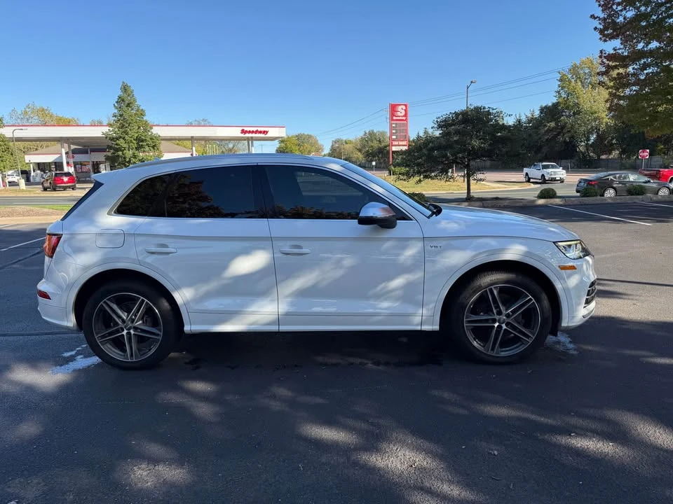 2018 Audi FY SQ5 - Image 2 of 13