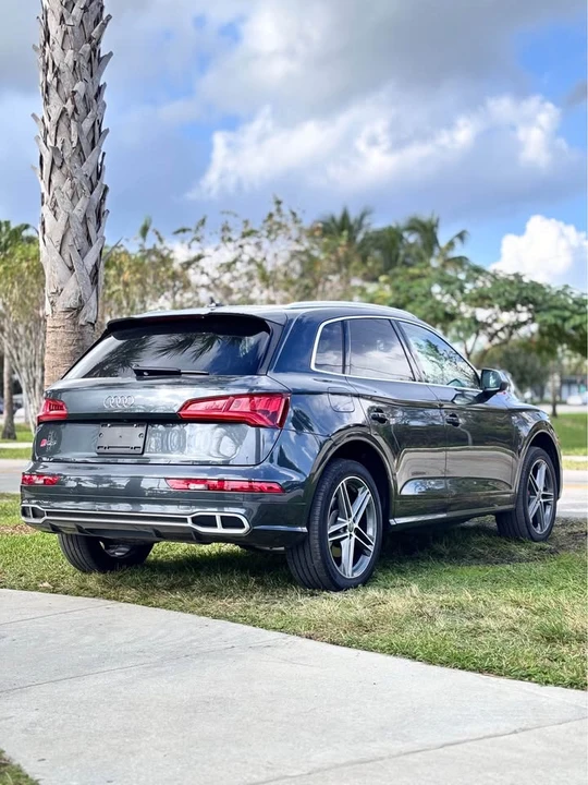 2018 Audi FY SQ5 - Image 4 of 12