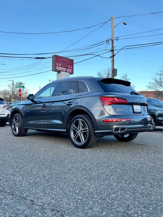 2018 Audi FY SQ5 - Image 4 of 14