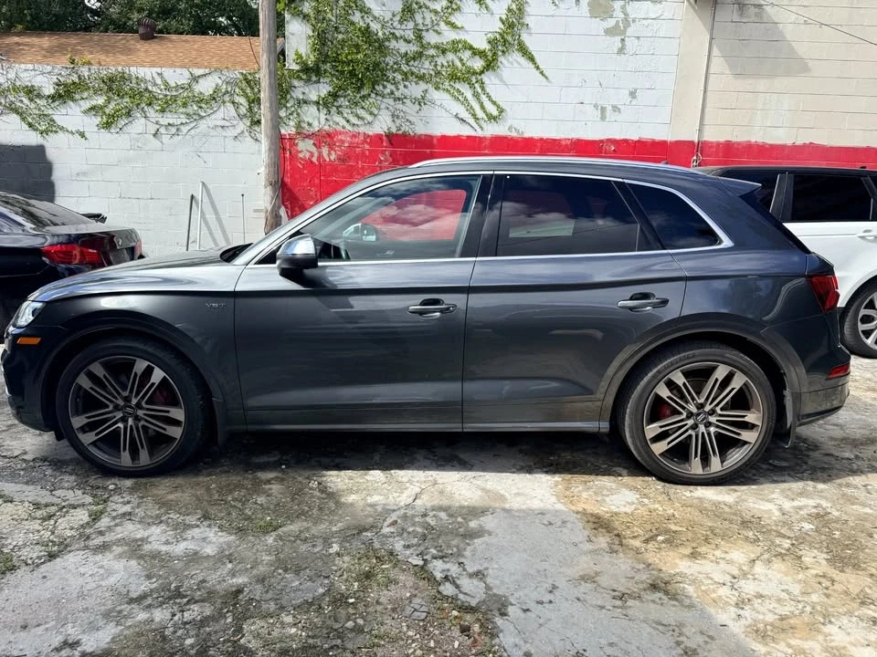 2018 Audi FY SQ5 - Image 11 of 17