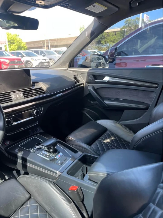 2018 Audi FY SQ5 - Image 9 of 10