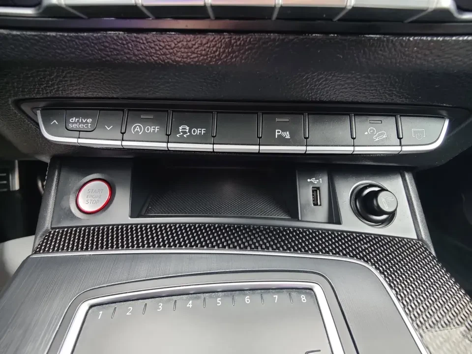 2018 Audi FY SQ5 - Image 7 of 14