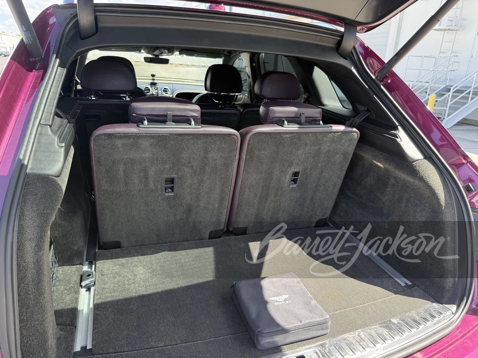 2018 Bentley Bentayga - Image 15 of 31