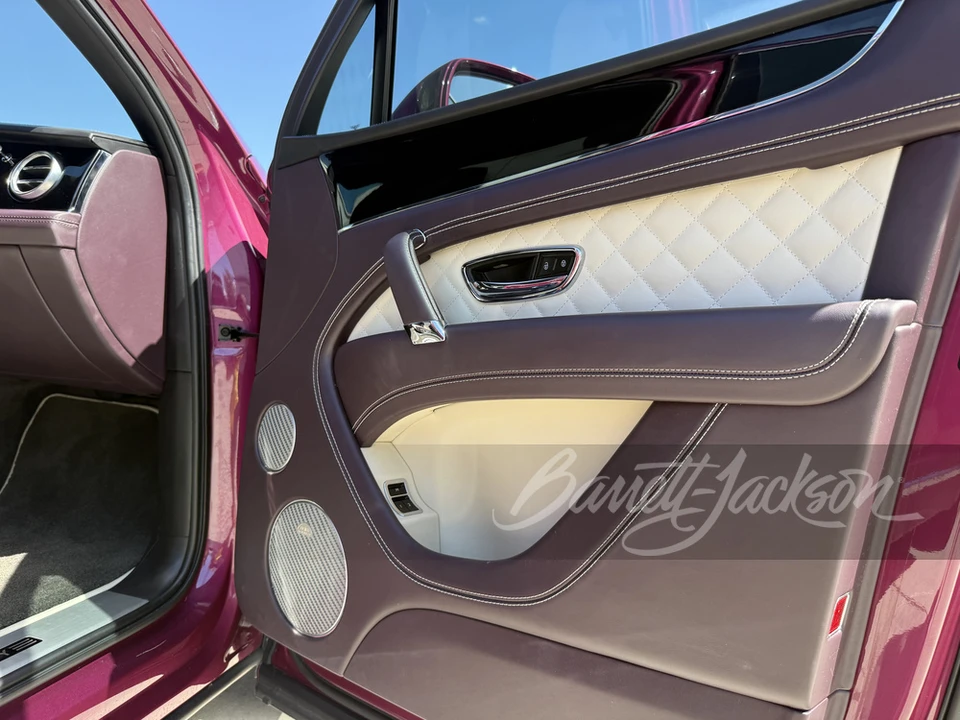 2018 Bentley Bentayga - Image 25 of 31