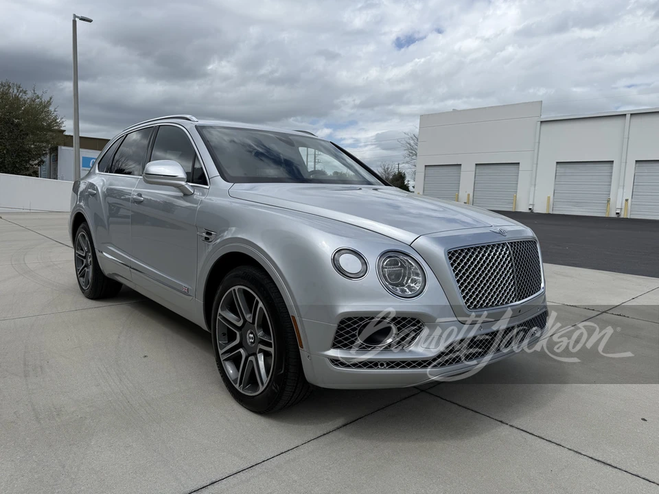 2018 Bentley Bentayga - Image 12 of 31
