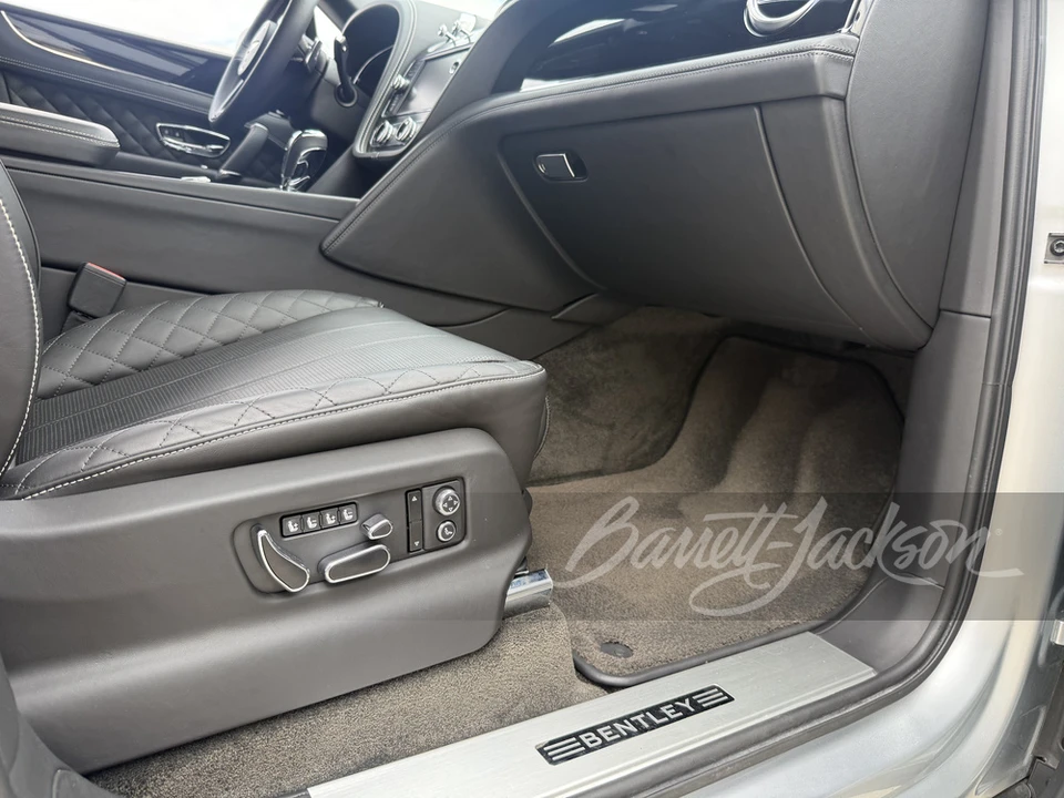 2018 Bentley Bentayga - Image 19 of 31
