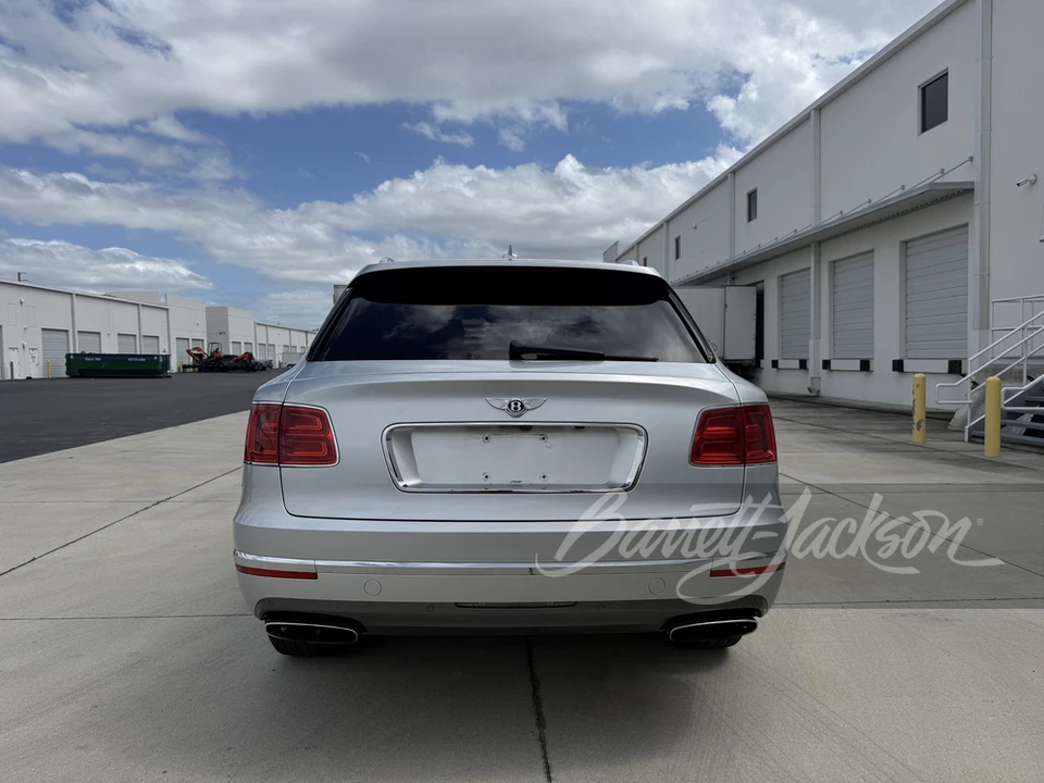 2018 Bentley Bentayga - Image 26 of 31