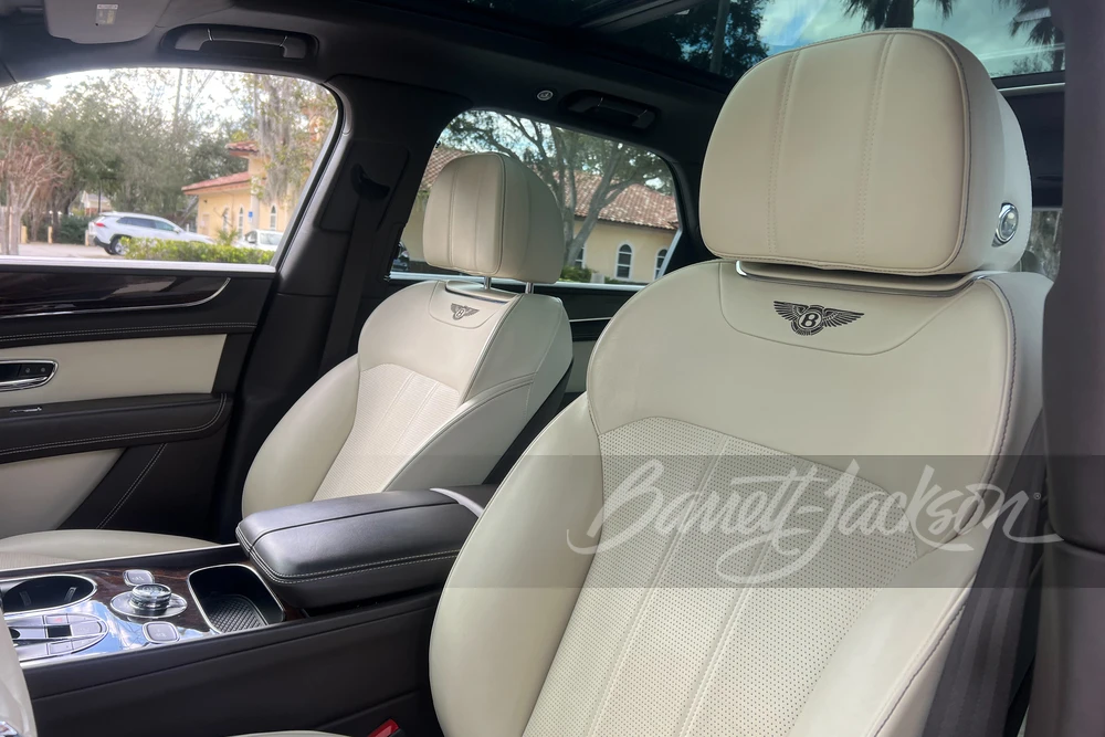 2018 Bentley Bentayga - Image 8 of 31
