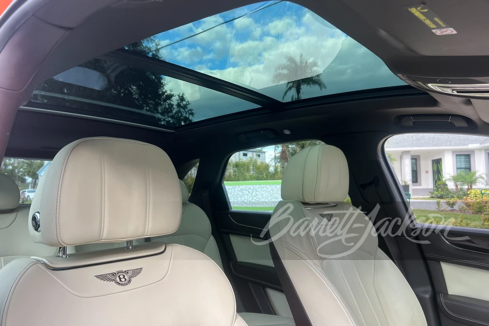 2018 Bentley Bentayga - Image 7 of 31