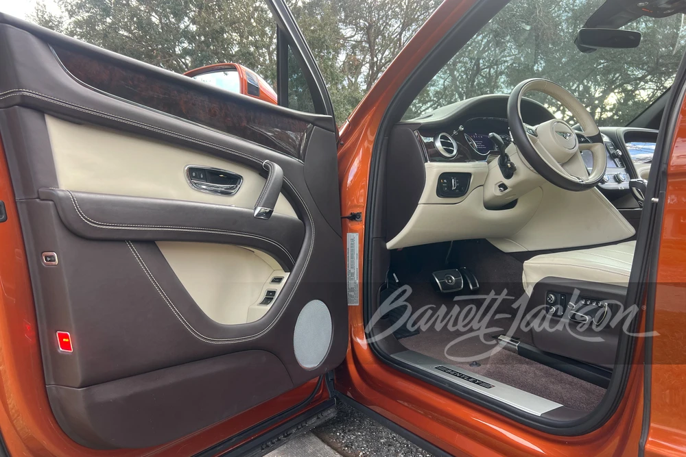 2018 Bentley Bentayga - Image 12 of 31
