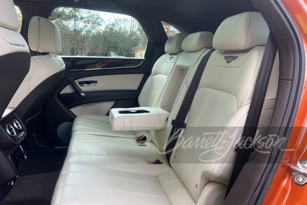 2018 Bentley Bentayga - Image 11 of 31
