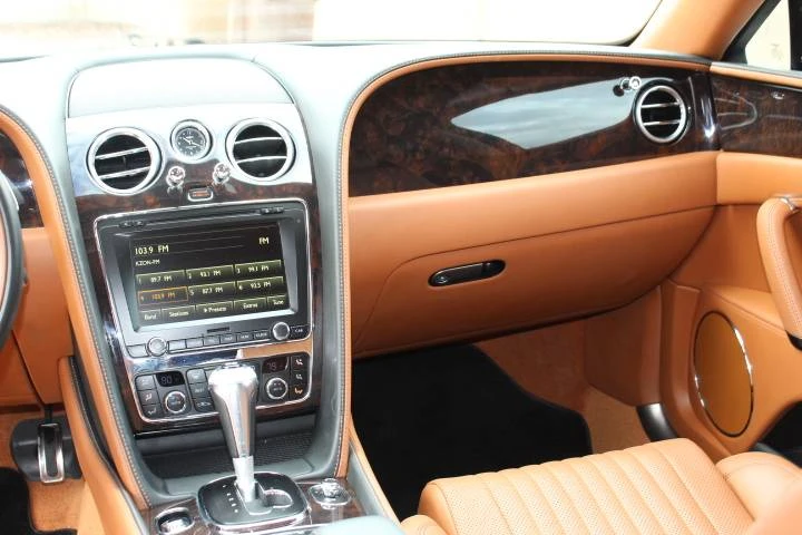 2018 Bentley Continental Flying Spur - Image 13 of 24