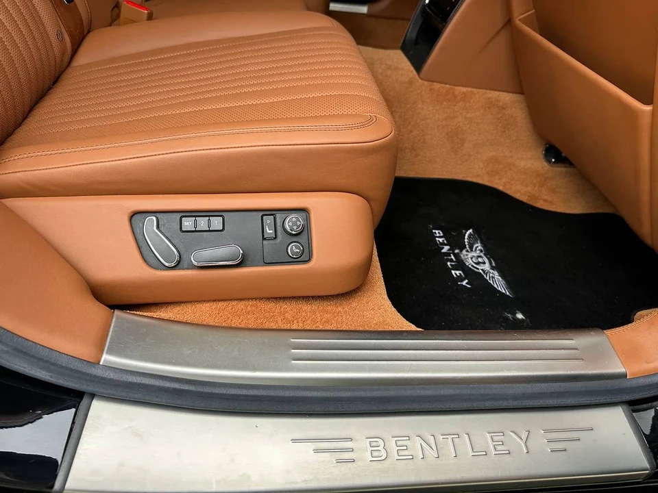 2018 Bentley Continental Flying Spur - Image 22 of 24