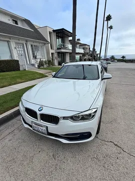 2018 BMW 3 Series 330e Sedan 4D