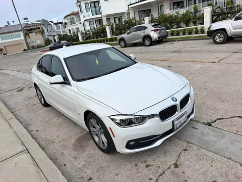 2018 BMW 3 Series 330e Sedan 4D