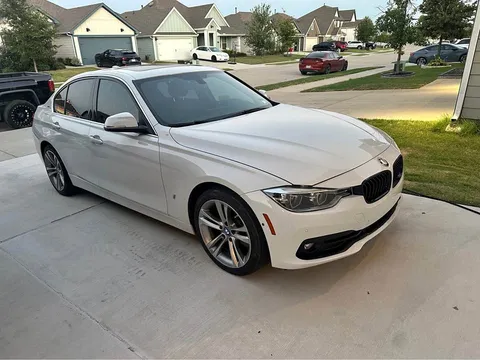 2018 BMW 3 Series 330e iPerformance Sedan
