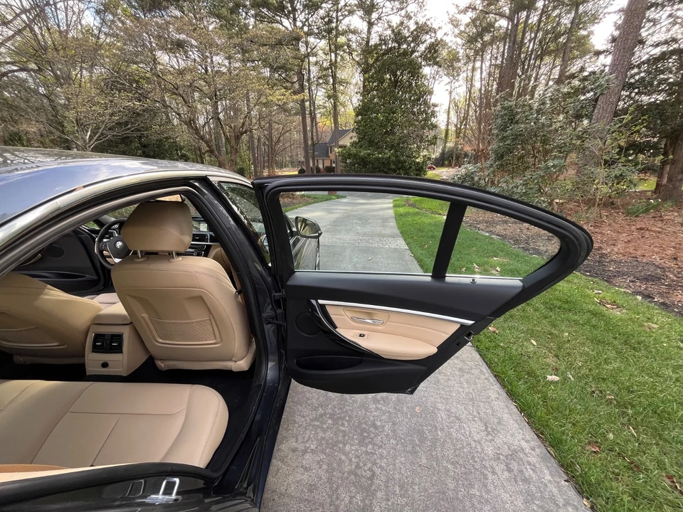2018 BMW F30 3 Series Sedan - Image 18 of 21