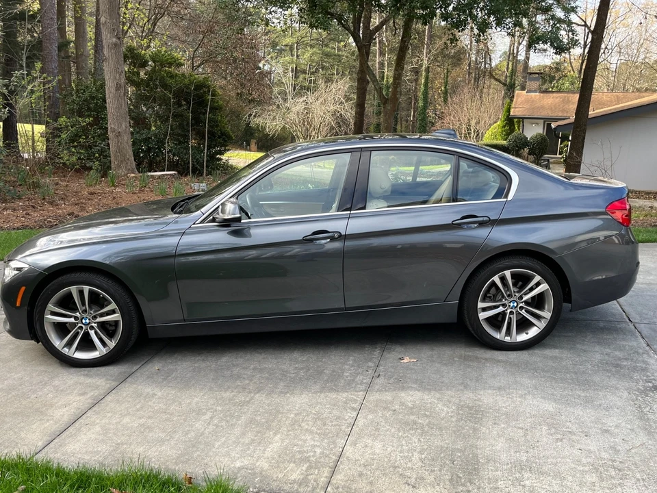 2018 BMW F30 3 Series Sedan - Image 10 of 21