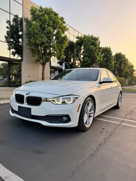 2018 BMW 320i Sedan