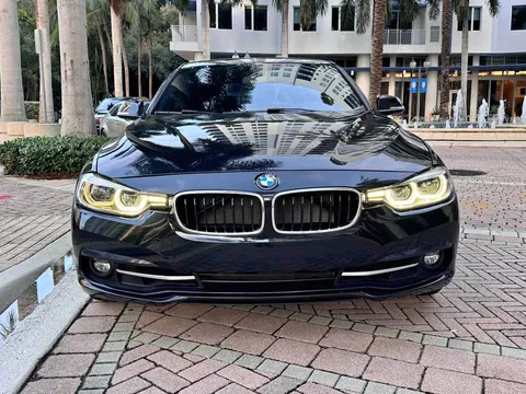 2018 BMW 3 Series 330i Sedan