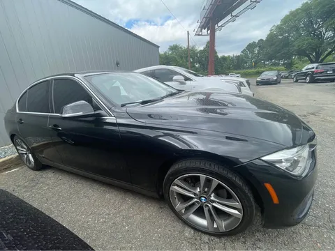 2018 BMW 3 Series 330i Sedan