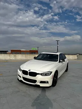 2018 BMW 3 Series 330i xDrive Sedan