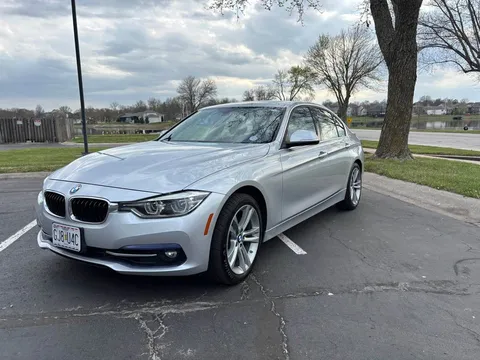 2018 BMW 3 Series 330i xDrive Sedan