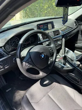 2018 BMW 320i