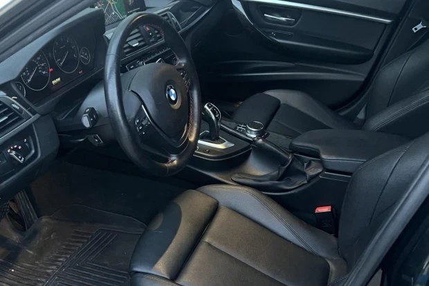 2018 BMW F30 3 Series Sedan - Image 4 of 8