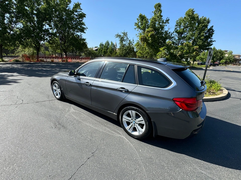 2018 BMW F31 3 Series Touring - Image 12 of 31