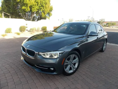 2018 BMW 330e iPerformance