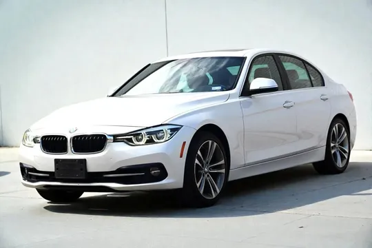 2018 BMW 330i Sedan