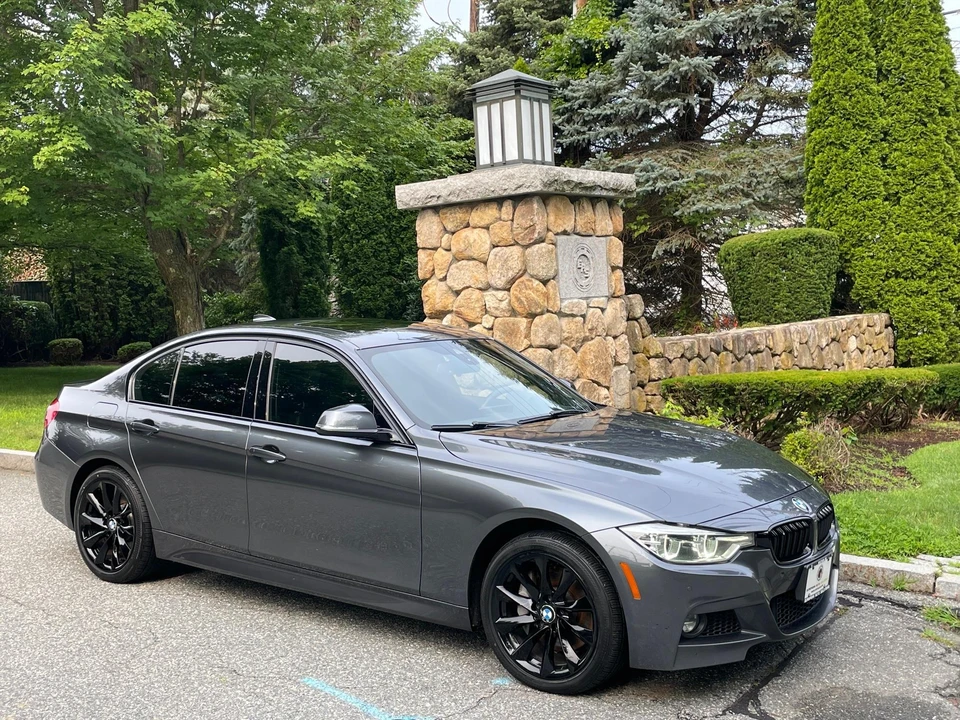 2018 BMW F30 3 Series Sedan - Image 13 of 31