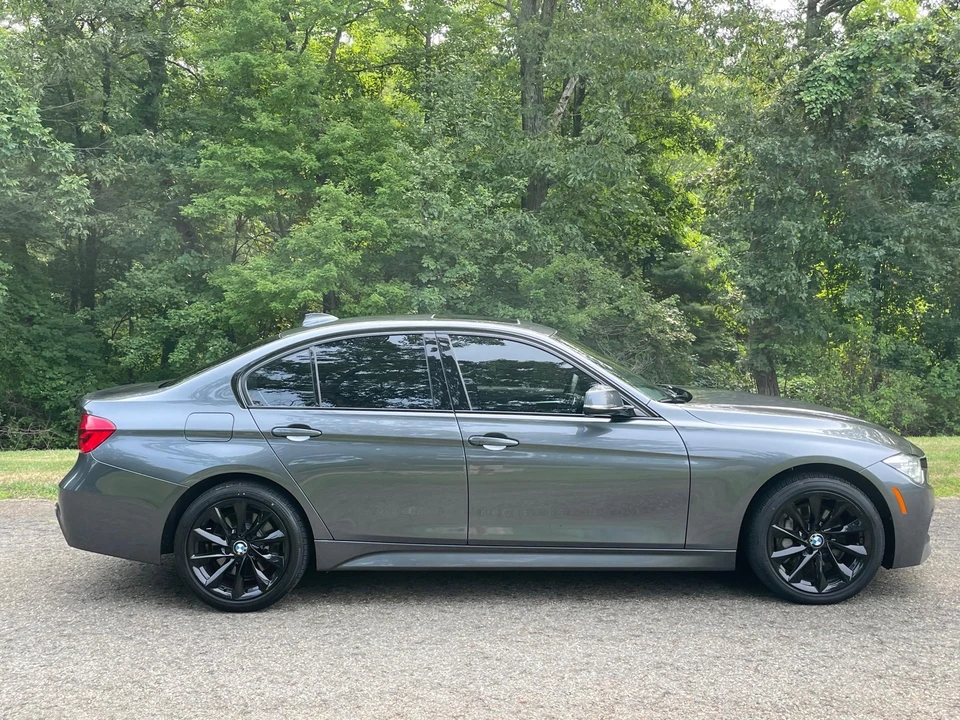 2018 BMW F30 3 Series Sedan - Image 12 of 31