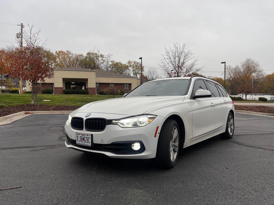 2018 BMW F31 3 Series Touring - Image 8 of 31