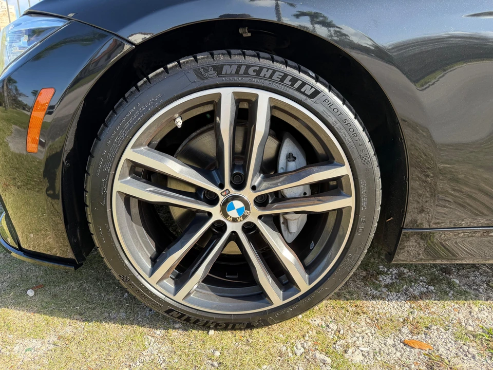2018 BMW F30 335i & 340i Sedan - Image 27 of 31