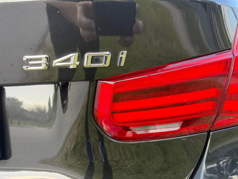 2018 BMW F30 335i & 340i Sedan - Image 19 of 31